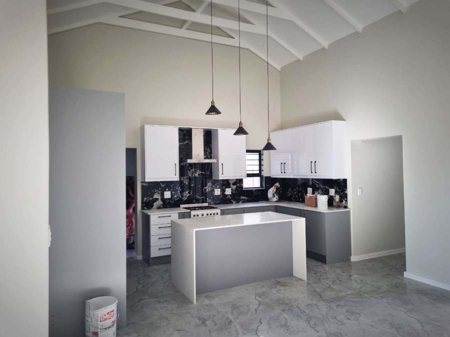 4 Bedroom Property for Sale in Sandown Western Cape